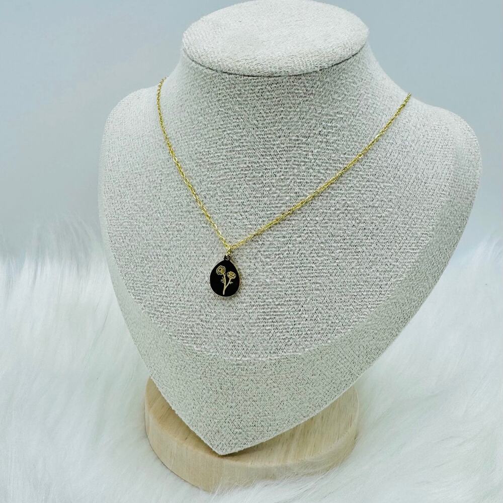 Dalia Water Drop Flower Print Pendant Necklace - Picture 5 of 5